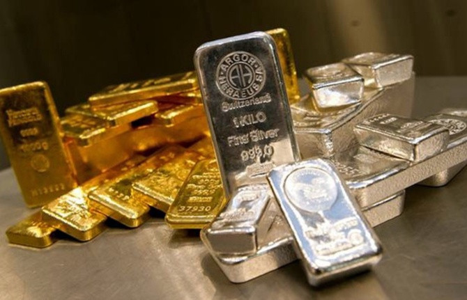 Altında Tarihi Zirve! Ons 4.500 Doları Aştı, Gram 6.190 TL’ye Ulaştı: İşte Güncel Altın Fiyatları... resim: 1