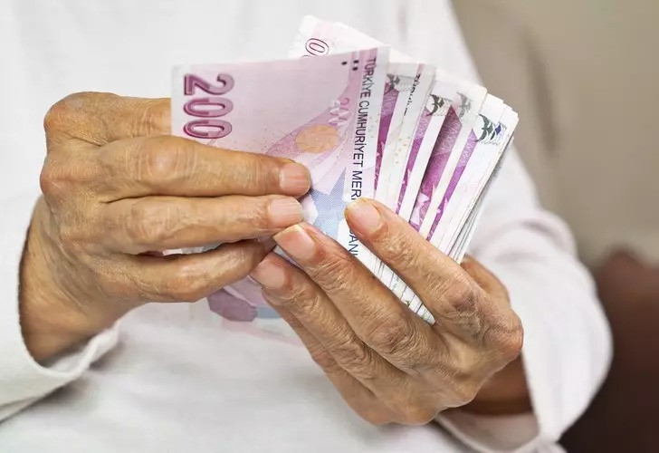 2026 Bayram İkramiyesi ve Maaş Ödemeleri Başladı! 65 Yaş Aylığı Dul ve Yetim Maaşı Ne Zaman Yatacak? resim: 1
