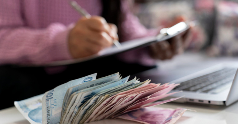 Kamu Bankalarında Yeni Dönem: Kredi Musluklarına