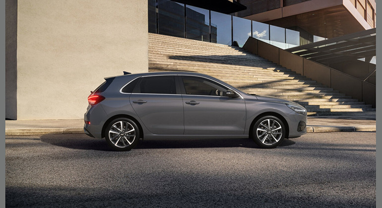 Hyundai i30 Türkiye'ye Geri Döndü: Fiyatı ve Özellikleriyle Dikkat Çekiyor! resim: 1