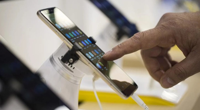 2026 IMEI Kayıt Ücreti Şoke Etti: Yurt Dışından Telefon Getirme Devri Sona Mı Eriyor? resim: 0