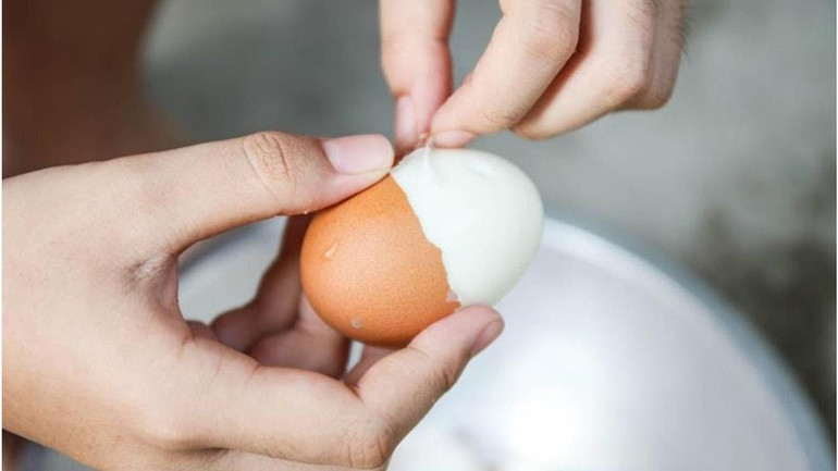 Yumurta soymak artık sorun değil! İşte kolay yöntemler resim: 0