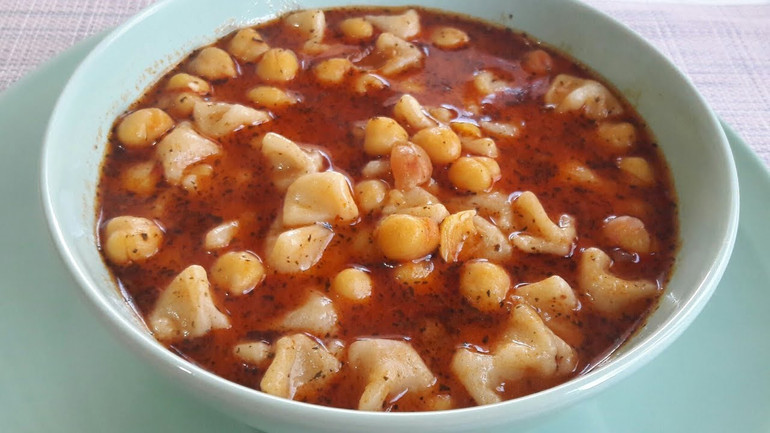 Geleneksel Türk mutfağının en lezzetli çorbası: Yüksük çorbası tarifi ve püf noktaları resim: 0