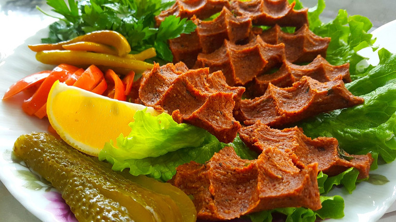 Evde çiğ köfte yapmak isteyenlere güzel haber! Püf noktalarıyla çiğ köfte tarifi! resim: 0