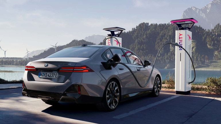 BMW i5 eDrive30 tanıtıldı! İşte Türkiye özel fiyatı... resim: 0