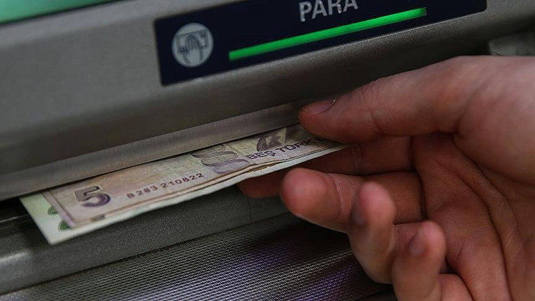 Dikkat! Acil nakit ihtiyacı olanlar kredi kartı mı kullanmalı yoksa ihtiyaç kredisine mi yönelmeli? resim: 0