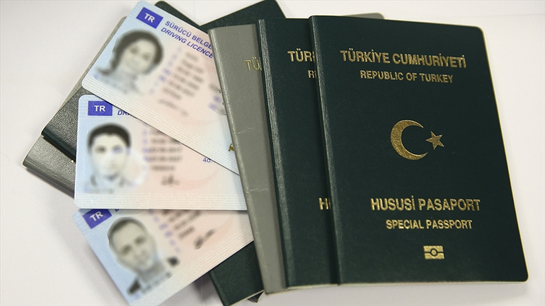 Değerli kağıtların satış bedelleri yükseltildi. İşte sürücü belgesi, pasaport fiyatları... resim: 0