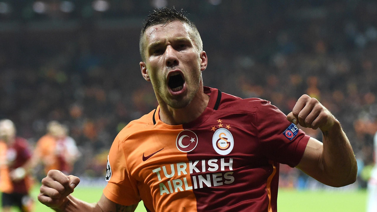 Galatasaray'ın eski futbolcusu döner zinciriyle servetine servet kattı resim: 0