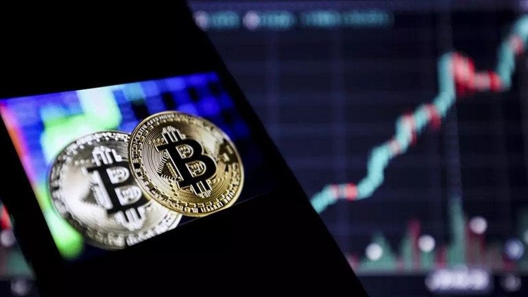Kripto Piyasasında Sert Düşüş: Trump'ın Çin Kararı 19 Milyar Doları Buharlaştırdı! resim: 1