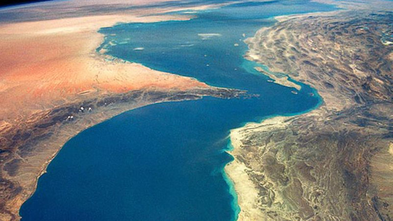 Hürmüz Boğazı Kapatıldı! İran’dan Gemilere 'Sert Müdahale' Uyarısı… resim: 1