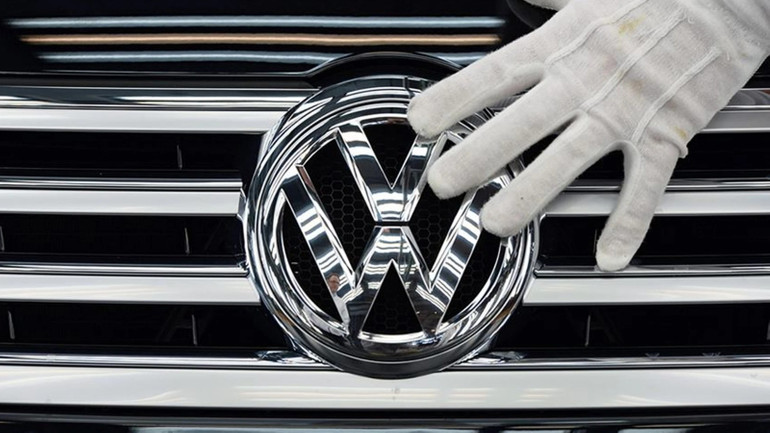 Volkswagen’den Şok Karar: 1 Milyon Araçlık Üretim Kesintisi Geliyor! resim: 0