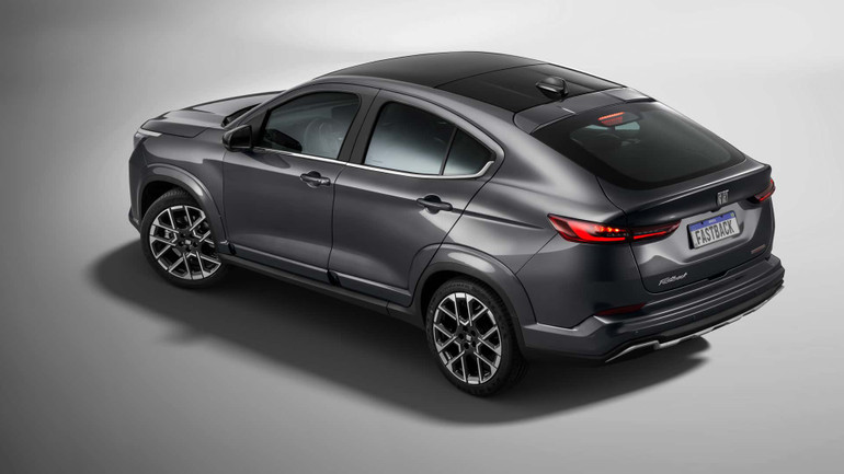 Egea’nın Tahtı Sallanıyor! Fiat Egea'nın Yerine Geçecek Dev SUV Belli Oldu! İşte SUV-Coupe resim: 1