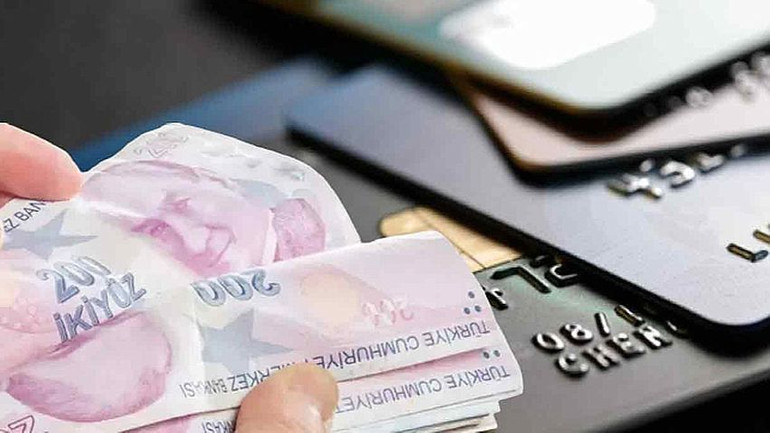 Kullanmadığı Kredi Kartını İptal Etmeyenler Yandı: Finansal Geleceğinizi Karartabilir! resim: 0