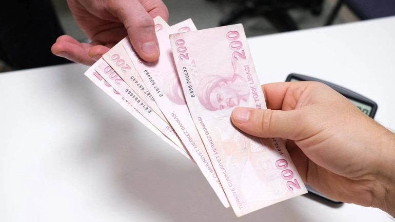 Beyaz Yakayı Geride Bıraktı: Maaşı Duyan Gençler O Mesleklere Akın Ediyor! resim: 0