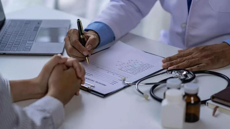 Muayene Yok, Reçete Yok: Prim Borcu Olan Milyonlarca Kişiye Hastane Kapıları Kapandı Mı? resim: 0