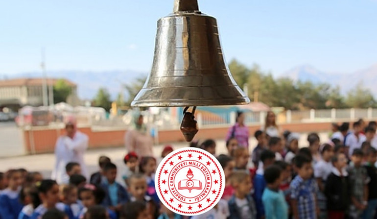 Okulda Cep Telefonu Devri Kapanıyor: Öğretmenler de Kapsamda! İşte MEB'in Yeni Dönem, Yeni Kararları resim: 0