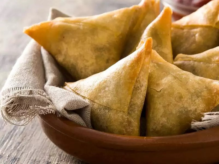 Şerbetli tatlı sevenleri buraya alalım! Tüm detayları ile enfes Samsades tatlısı tarifi! resim: 0