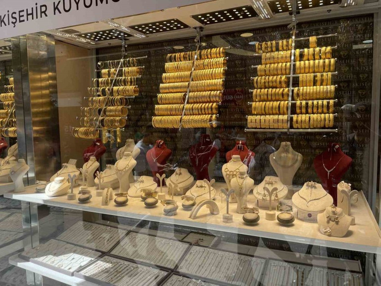 Yeni Vergi Düzenlemesi Meclis'e Geliyor! Araç, Emlak ve Sigorta Primlerinde Köklü Değişiklikler... resim: 1