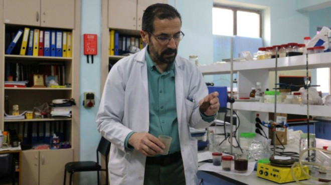 Kayısı çekirdeğinden ip ve un üretti