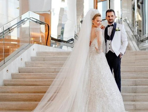 Aylin Coşkun Düğünde Takılanların Toplam Rakamını Açıkladı