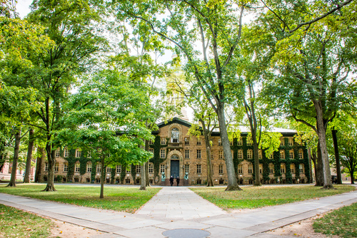 Princeton Üniversitesi Ücret Konusunda Hangi Kararı Aldı?