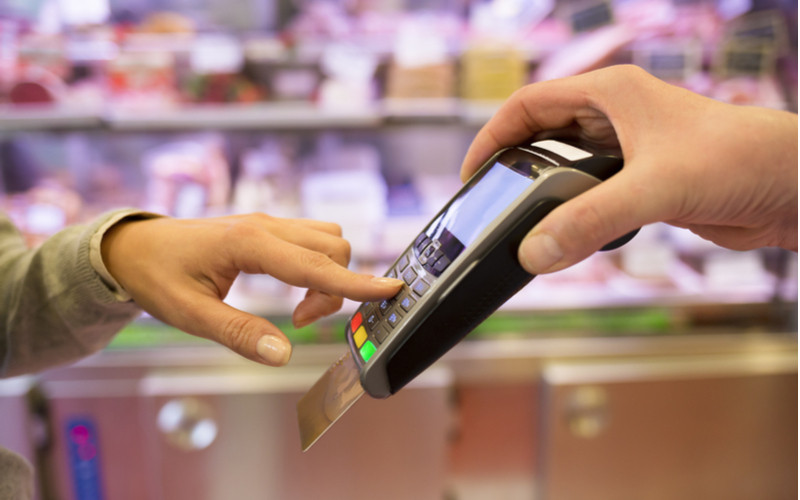 Aidatsız Kredi Kartı Nedir? 