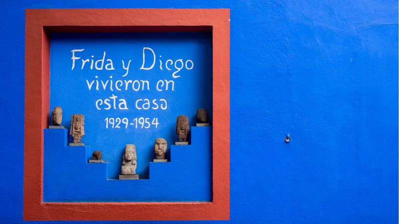 Frida Kahlo'nun Otoportresi Ne Kadara Satıldı?