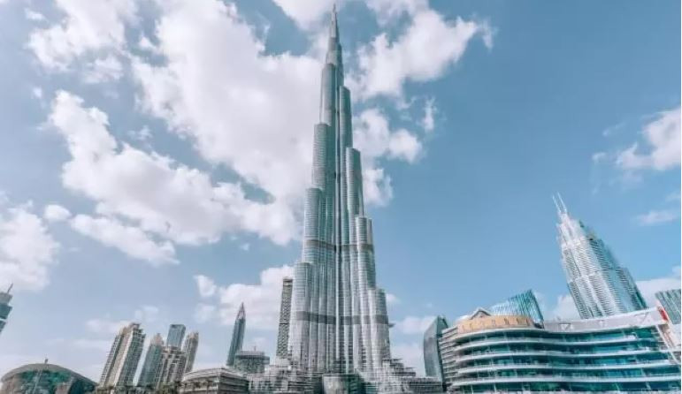 BURJ KHALİFA