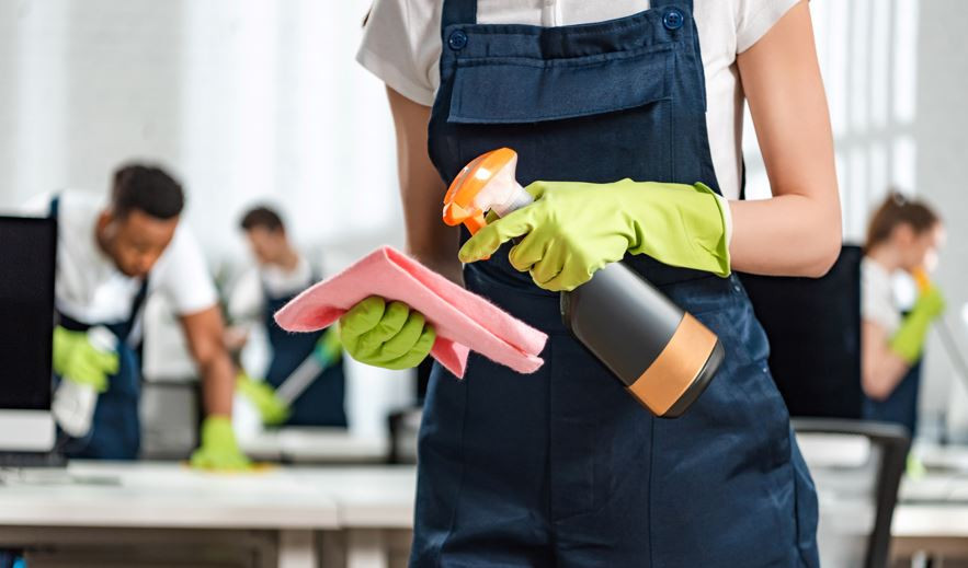 İşte geleceği riskte ve garantide olan meslekler