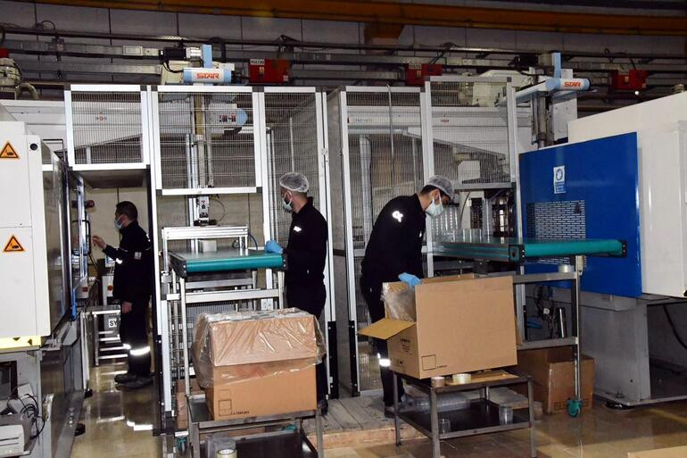 Fabrikalarda üretim artırıldı, eleman bulunamıyor!