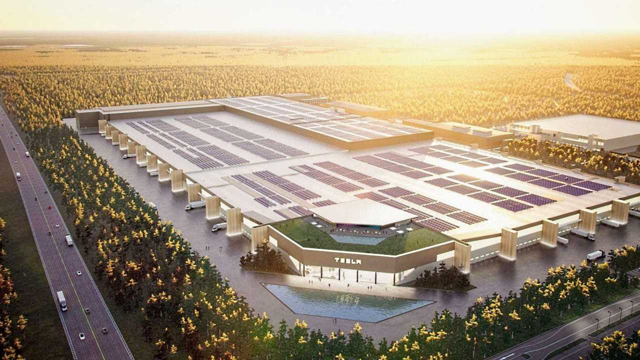 Tesla'nın yeni fabrikasında bir tura var mısınız?