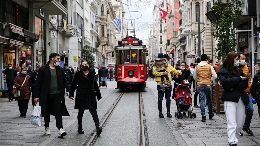 Doğum hızı düştü, yalnız yaşayan arttı