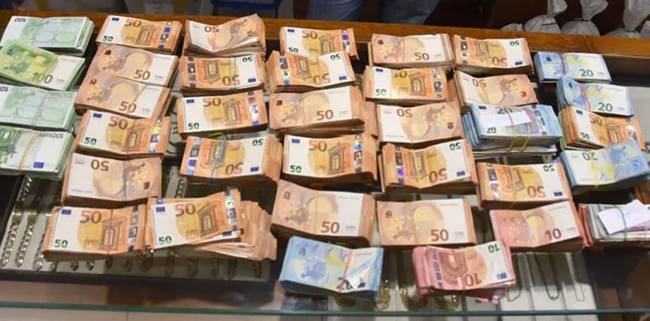 Rus oligarklar ‘Hawala’ yöntemiyle para transfer ediyor