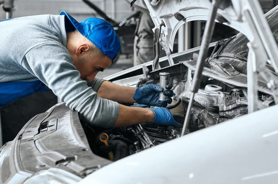 6-OTOMOBİL MEKANİĞİ