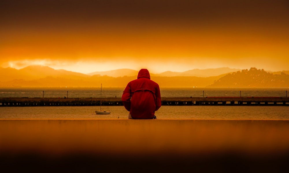 Bu gülüş ne kadar gerçek? Lütfen depresyon maskenizi çıkarınız!