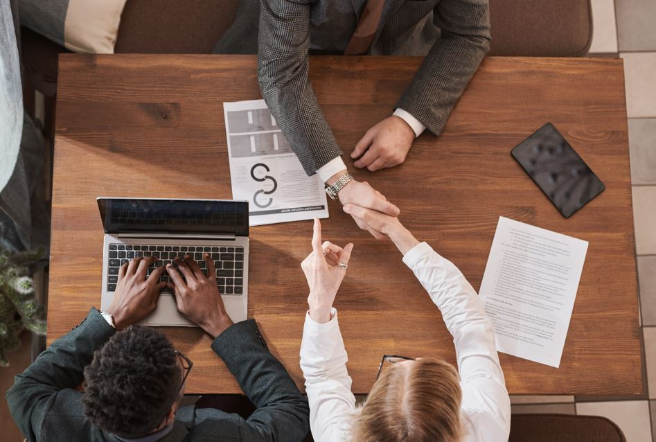 İş sözleşmesi nedir, türleri nelerdir?