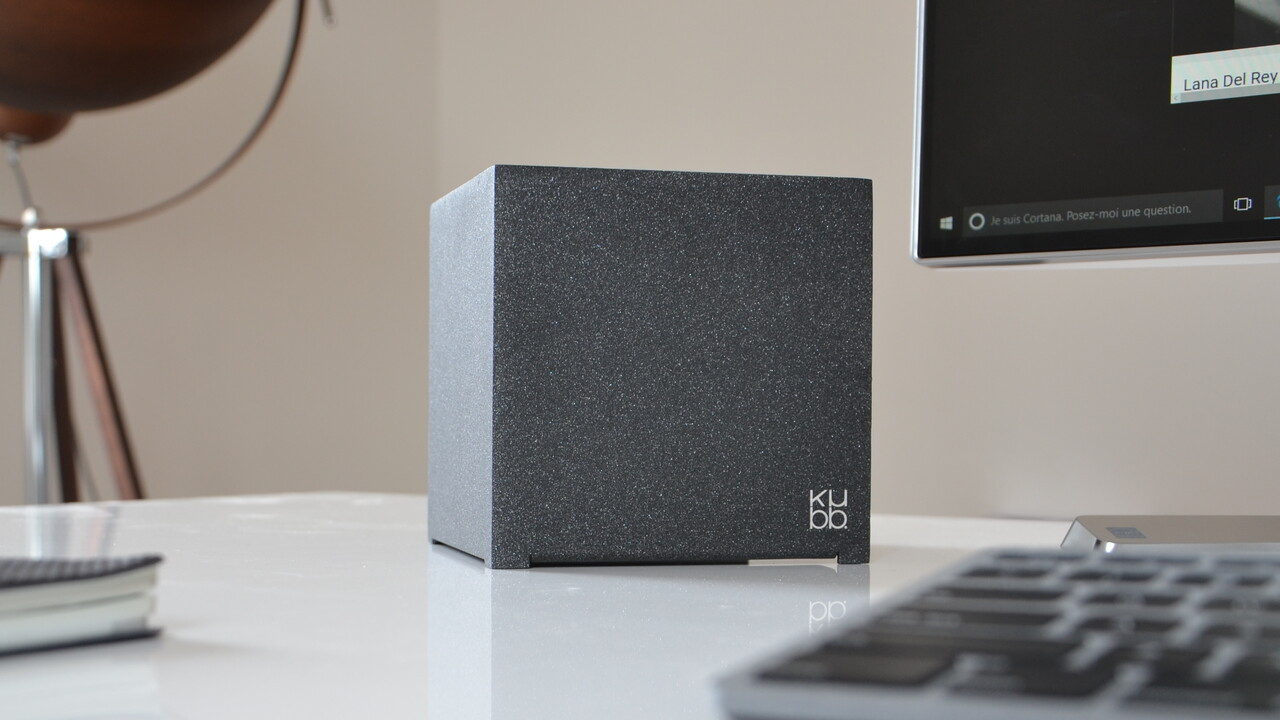 Dünyanın en küçük masaüstü bilgisayarı satışta! Özelliklerine inanamayacaksınız!