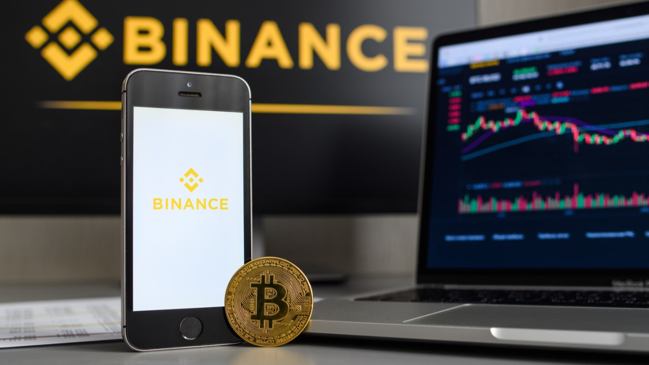 Binance İngiltere faaliyetlerini durduruyor mu? Kritik karar açıklandı. Artık İngiltere'den müşteri.