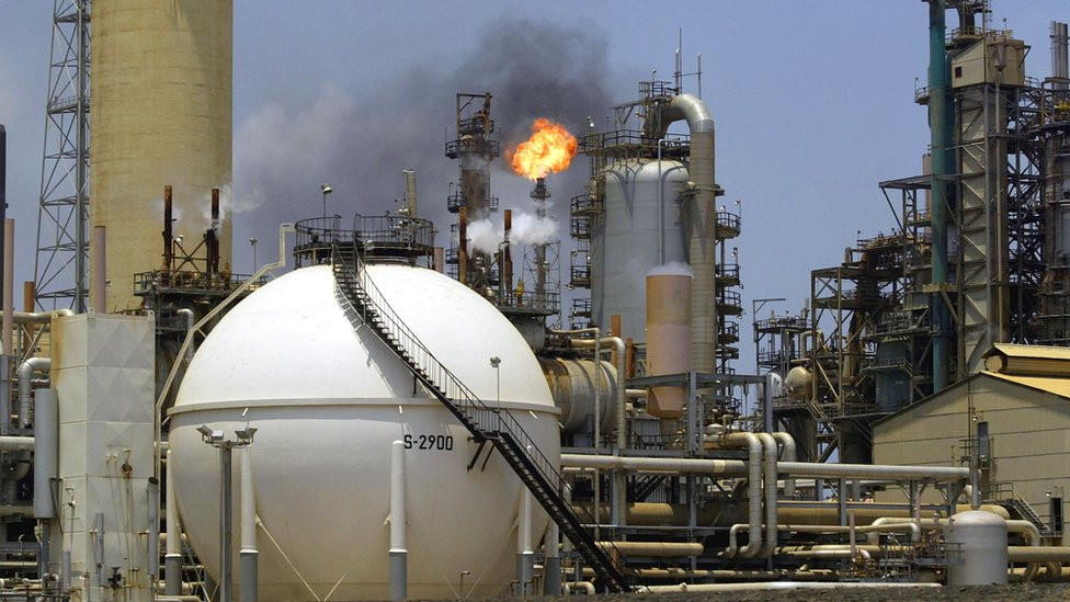 ABD, Venezuela'ya yönelik petrol yaptırımlarını hafifletiyor: Artık petrolü...