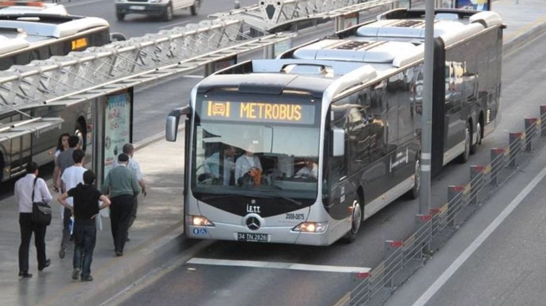 İBB'ye bağlı toplu taşıma araçları hafta sonu ücretsiz olacak
