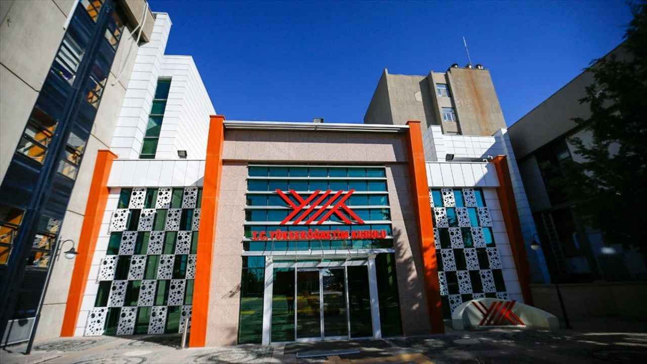 YÖK personel alımı yapacağını duyurdu! KPSS’den 60 puan almış olmak yeterli! İşte detaylar…