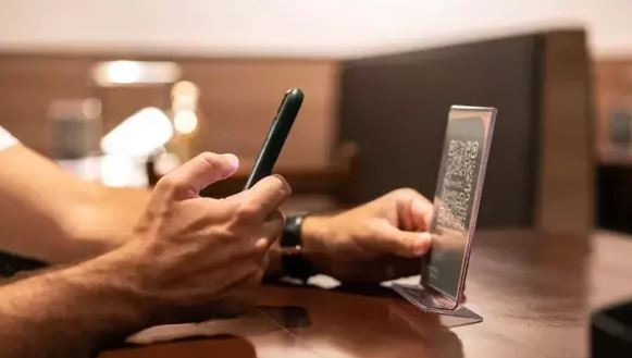 Yiyeceğiniz yemeyi seçerken dolandırılabilirsiniz: Menüdeki karekoda dikkat!