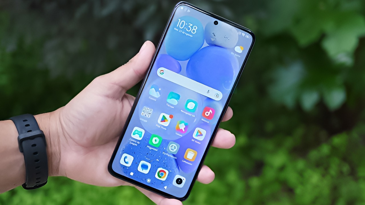 Android 14 tanıtıldı: Hangi Xiaomi modelleri güncellemeyi alacak?