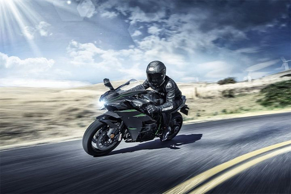 Kawasaki'den çevreci ve güçlü motor: Teknik özellikleri belli oldu! 