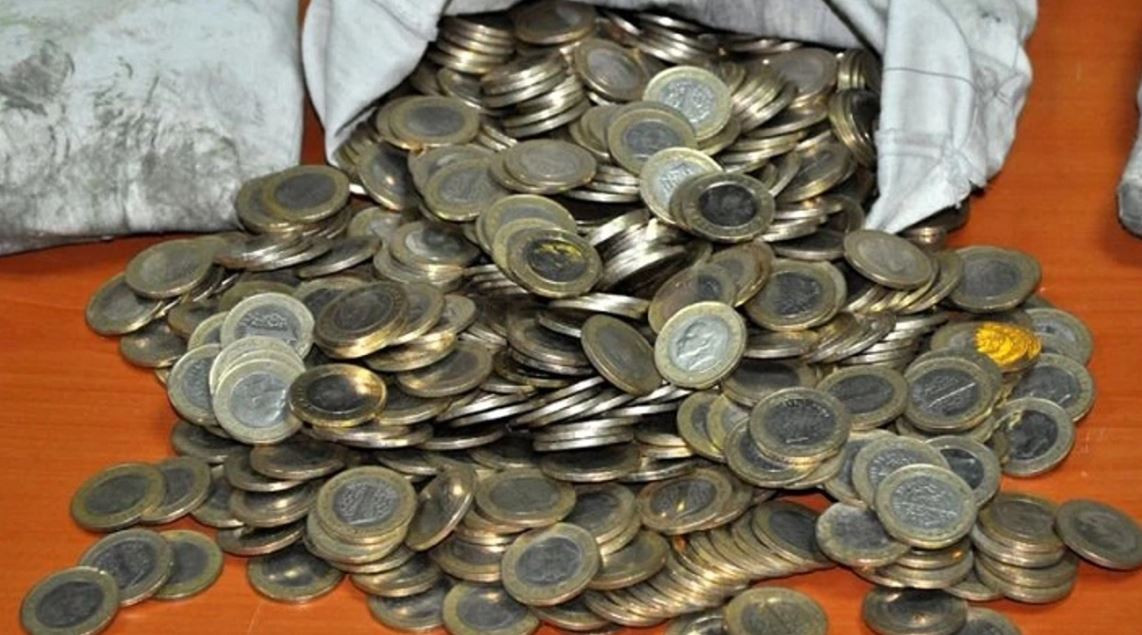 34 yıl önce tedavülden kaldırılmıştı: 2,5 TL'lik madeni para geri geliyor