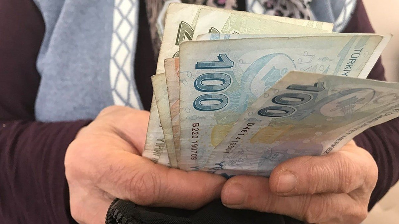 Çalışan emekliler için 5 bin TL ödemesi yapılacak mı, kesin karar ne?