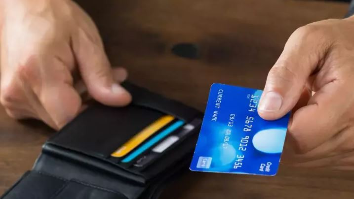 Kredi kartımın sadece asgari tutarını ödersem ne olur? Asgari ödeme nasıl hesaplanır? 