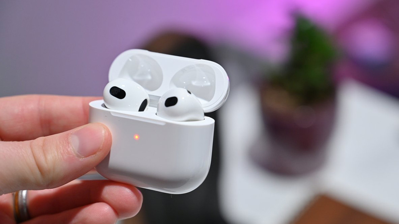 AirPods 3'e güncelleme geldi! Nasıl güncellenir?