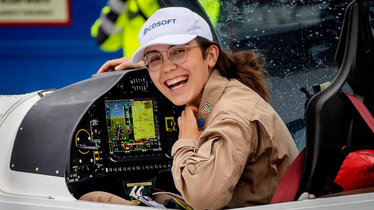 Konya’da genç pilotlar mezun olmadan iş teklifi alıyor!