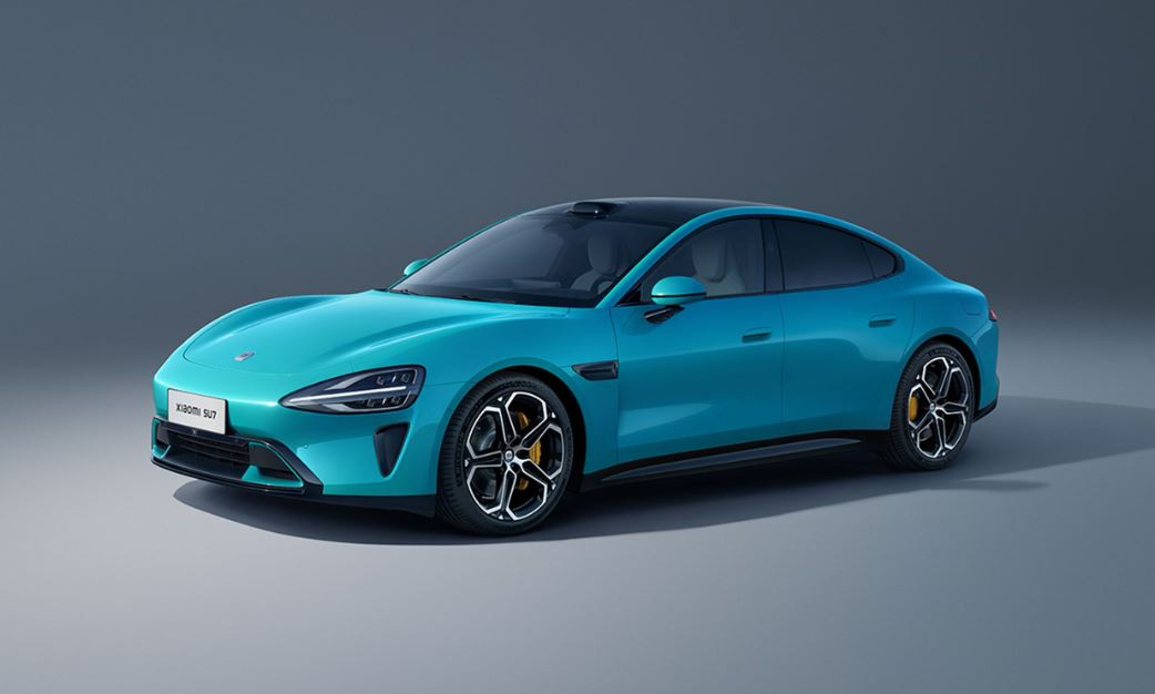 Tesla'nın yeni rakibi: Xiaomi ilk elektrikli aracını tanıttı